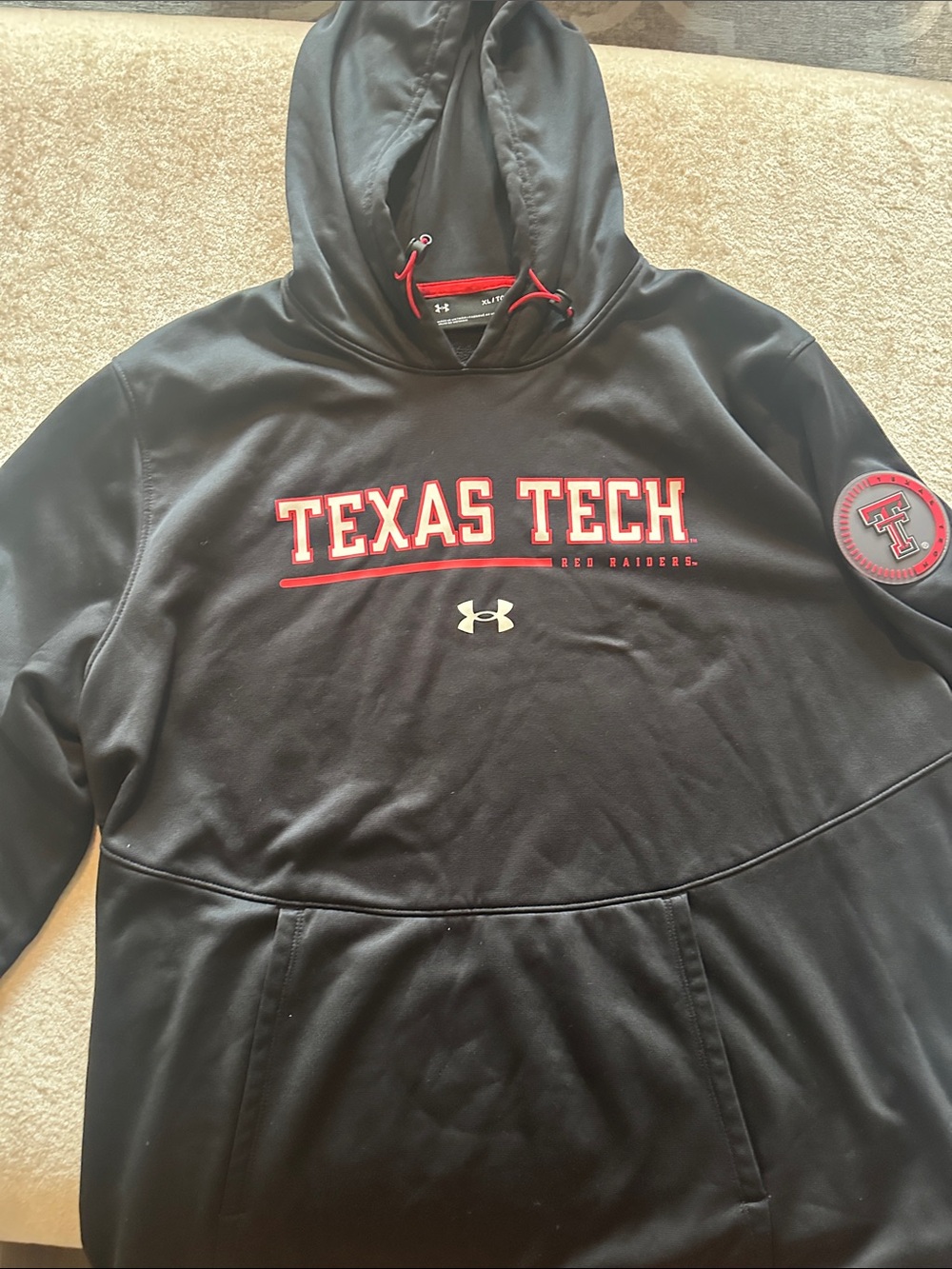 Under Armour Black & Red Texas Tech Pullover Hoodie
